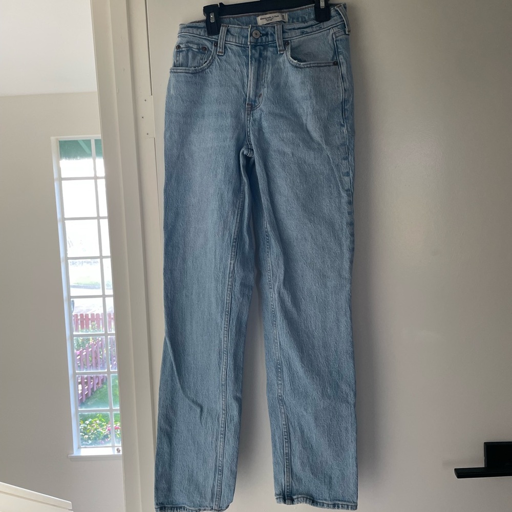A&F The Straight Mid-Rise Jeans